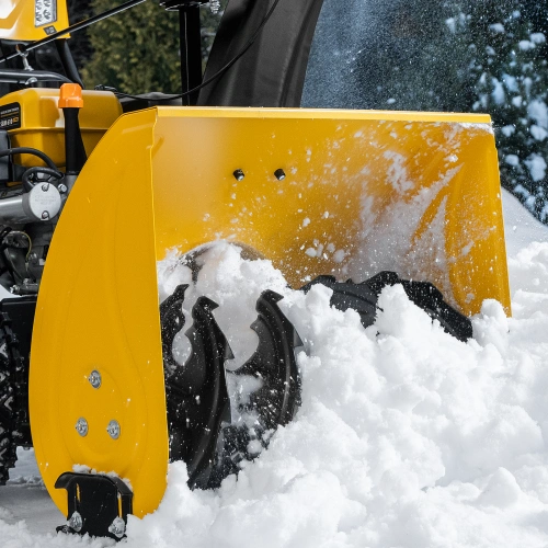 Бензиновая снегоуборочная машина SBM 610S PRO, 212 cc, электростартер, фара, обогрев Denzel по ценам производителя в Челябинске с доставкой по всей России