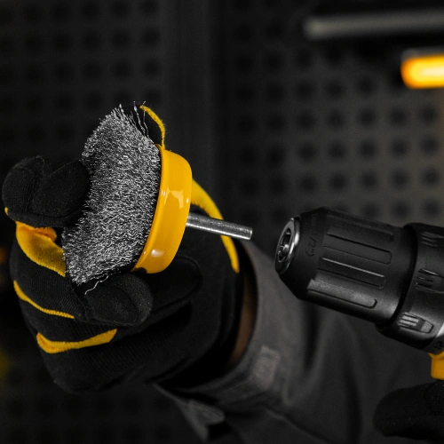 Щетка для дрели, 75 мм, Чашка, со шпилькой, нержавеющая витая проволока Denzel по ценам производителя в Челябинске с доставкой по всей России