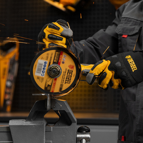 Пневматическая углошлифовальная машина AG125, 11000 об/мин, 125 мм, 186 л/мин Denzel по ценам производителя в Челябинске с доставкой по всей России