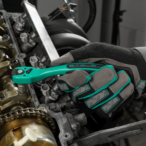 Набор инструментов 1/2", 1/4", CrV, 12 гранные головки, пластиковый кейс, 82 предмета Stels по ценам производителя в Челябинске с доставкой по всей России