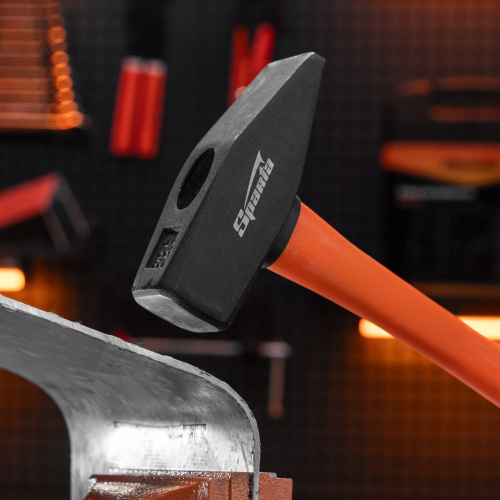 Молоток слесарный, 1500 г, фибергласовая обрезиненная рукоятка Sparta по ценам производителя в Челябинске с доставкой по всей России