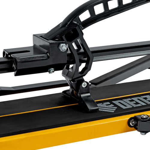 Плиткорез рельсовый 800х16мм, каретка на подш., стальная станина, усил. рукоятка-пенал Denzel по ценам производителя в Челябинске с доставкой по всей России