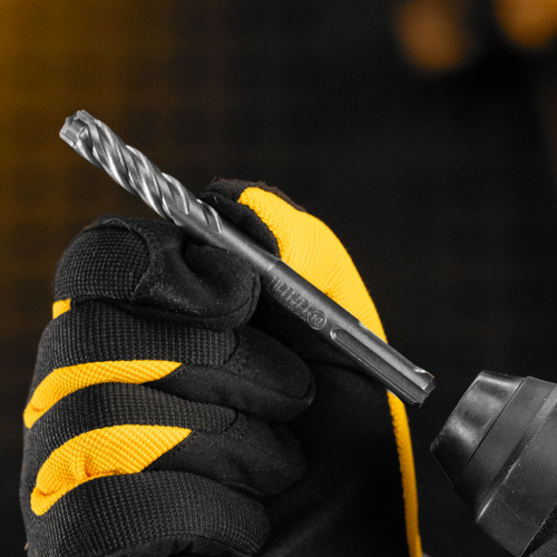 Бур по бетону, цельная крестовая пластина, 10x115 мм, SDS PLUS Denzel по ценам производителя в Челябинске с доставкой по всей России