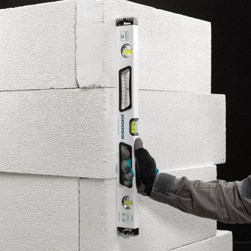 Уровень алюминиевый, 600 мм, усиленный, рукоятки, фрезерованный, 3 глазка, магнитный Gross по ценам производителя в Челябинске с доставкой по всей России