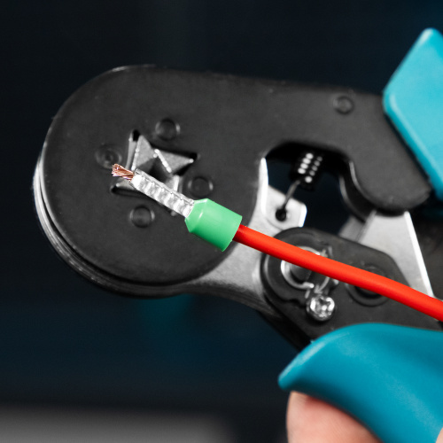 Клещи (пресс-клещи) для обжима наконечников электропроводов с сечением 0.25-8 мм2 Gross по ценам производителя в Челябинске с доставкой по всей России