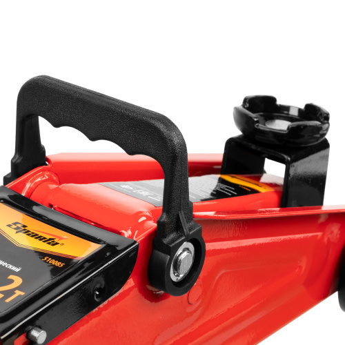 Домкрат гидравлический подкатной, 2 т, h подъема 125-300 мм, в пластиковом кейсе Sparta по ценам производителя в Челябинске с доставкой по всей России