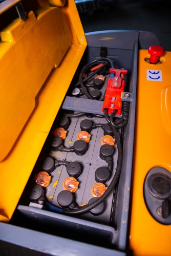 Тележка электрическая 2000 кг 1150 мм XILIN CBD20L с закрытой платформой 24/280 В/Ач по ценам производителя в Челябинске с доставкой по всей России