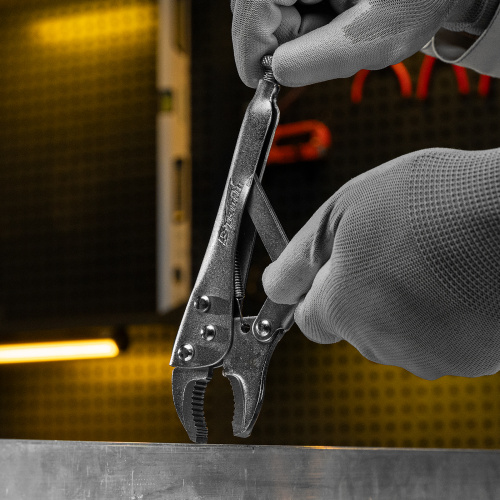 Зажим ручной, 180 мм, полукруглый захват Sparta по ценам производителя в Челябинске с доставкой по всей России