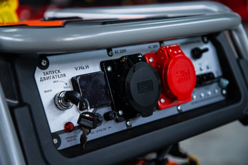 Генератор бензиновый 8,0 кВт 220В/380В с электростартером TOR KM11000HE по ценам производителя в Челябинске с доставкой по всей России