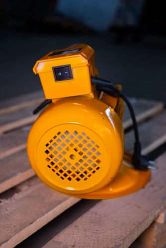 Электропривод глубинного вибратора для бетона 2,2 кВт TOR ZN70-JT (японский тип) по ценам производителя в Челябинске с доставкой по всей России