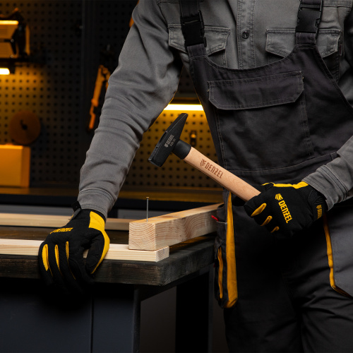 Молоток слесарный, 400 г, кованый квадратный боек, буковая рукоятка Denzel по ценам производителя в Челябинске с доставкой по всей России