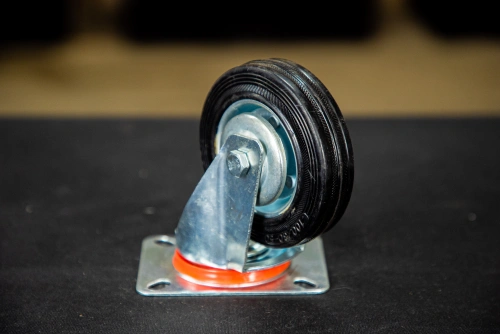 Колесо поворотное резина SC 42 100 мм (Y) по ценам производителя в Челябинске с доставкой по всей России