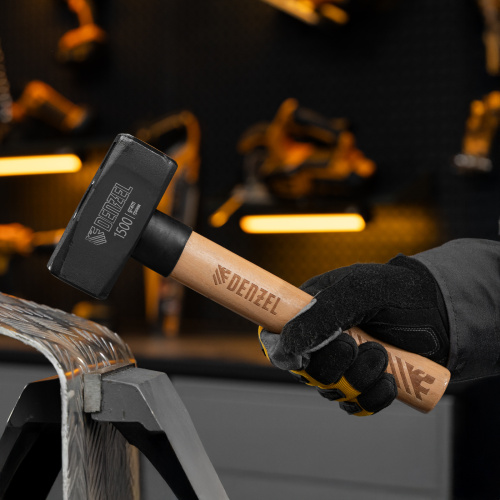 Кувалда, 1500 г, кованая головка, буковая рукоятка Denzel по ценам производителя в Челябинске с доставкой по всей России