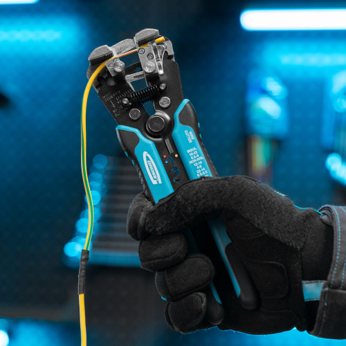 Щипцы для зачистки электропроводов, 0.05-8 кв.мм Gross по ценам производителя в Челябинске с доставкой по всей России