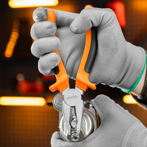 Плоскогубцы комбинированные Comfort, 180 мм, шлифованные, двухкомпонентные рукоятки Sparta по ценам производителя в Челябинске с доставкой по всей России