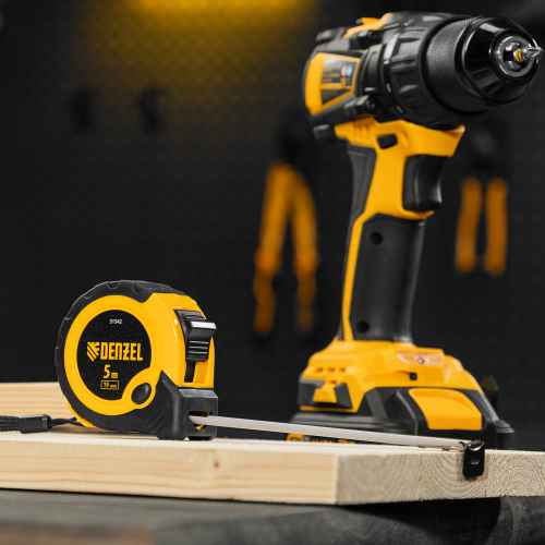 Рулетка 5м х 19мм, двухкомп. корпус, кнопка-пауза Denzel по ценам производителя в Челябинске с доставкой по всей России