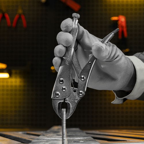 Зажим ручной, 180 мм, полукруглый захват Sparta по ценам производителя в Челябинске с доставкой по всей России