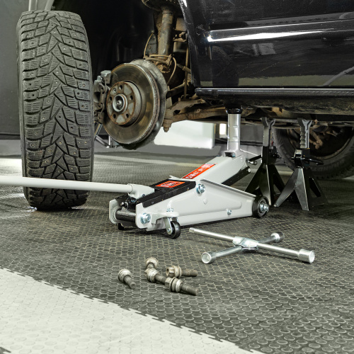 Домкрат гидравлический подкатной, 3 т, высота подъема 150-530 мм Matrix по ценам производителя в Челябинске с доставкой по всей России