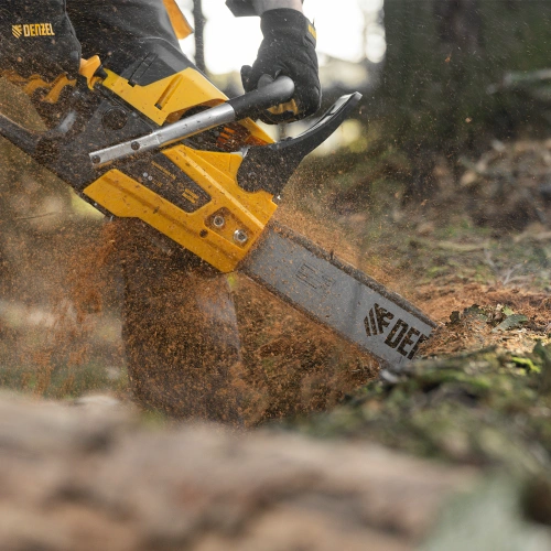 Пила цепная бензиновая DS-5218, шина 45 см, 52 см3, 3 л.с, шаг 0,325, паз 1,5 мм, 72 звена Denzel по ценам производителя в Челябинске с доставкой по всей России