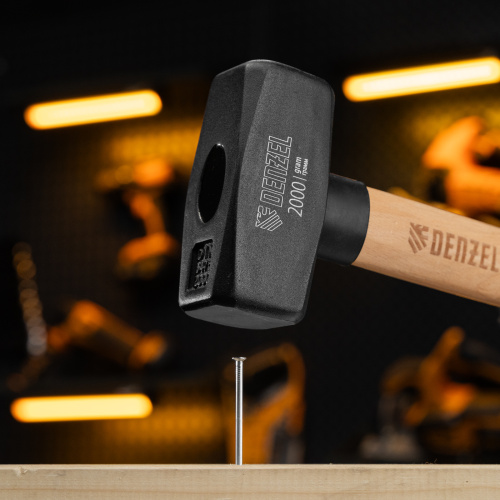 Кувалда, 2000 г, кованая головка, буковая рукоятка Denzel по ценам производителя в Челябинске с доставкой по всей России