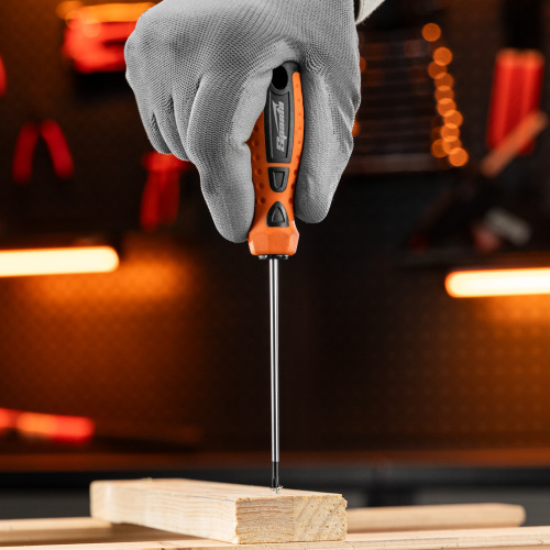 Отвертка "Point", PH0 х 100 мм, CS, двухкомпонентная рукоятка Sparta по ценам производителя в Челябинске с доставкой по всей России