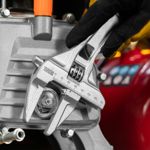 Ключ разводной 205 мм, алюминиевый Denzel по ценам производителя в Челябинске с доставкой по всей России