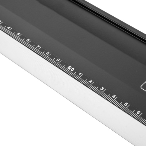 Уровень алюминиевый, усиленный, фрезерованный, 3 глазка, двухкомпонентные рукоятки, 1500 мм Matrix по ценам производителя в Челябинске с доставкой по всей России