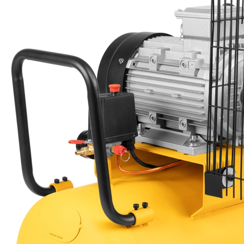 Компрессор воздушный, ременный привод BCI4000-T/100, 4.0 кВт, 100 литров, 690 л/мин Denzel по ценам производителя в Челябинске с доставкой по всей России