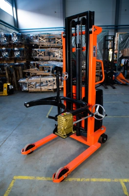 Штабелер-бочкокантователь гидравлический 0,35 т 2,5 м TOR CDT с электроподъемом по ценам производителя в Челябинске с доставкой по всей России