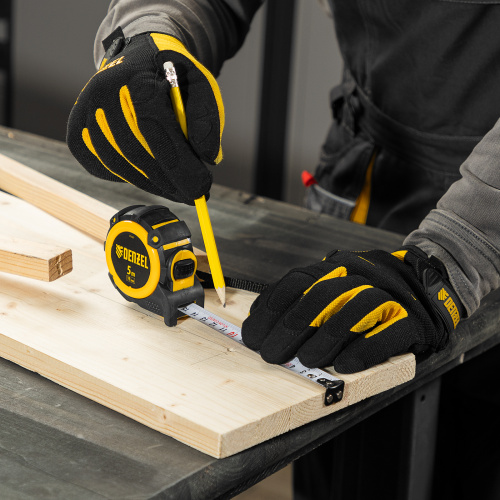 Рулетка 5м х 19мм, автоматич. фиксац., нейлон. покрытие, магнит. зацеп, двухстор. разметка Denzel по ценам производителя в Челябинске с доставкой по всей России