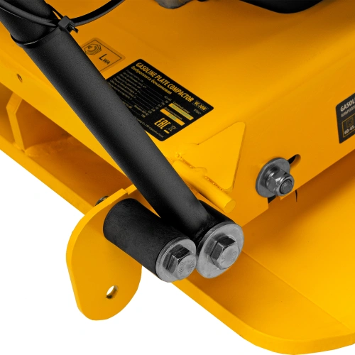 Виброплита бензиновая VC-30W, 30 кН, 60*45 см, 196 см3, бак для воды Denzel по ценам производителя в Челябинске с доставкой по всей России