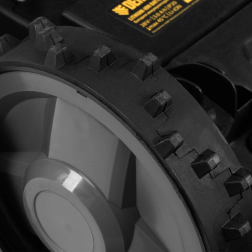 Робот-газонокосилка Grass Master 1000  1000м², 3Ач, 28V, LCD дисплей, Wi-Fi Denzel по ценам производителя в Челябинске с доставкой по всей России