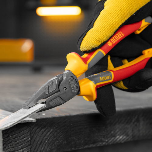 Плоскогубцы комбинированные, диэлектрические трехкомпонентные рукоятки до 1000 В, 180 мм Denzel по ценам производителя в Челябинске с доставкой по всей России