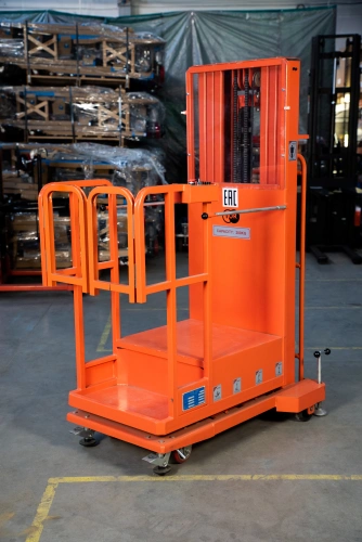 Сборщик заказов с электроподъемом 200 кг 4,0 м TOR GOPY4.403 по ценам производителя в Челябинске с доставкой по всей России