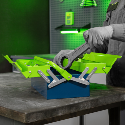 Ящик для инструмента, 430 х 200 х 160 мм, три секции, металлический Сибртех по ценам производителя в Челябинске с доставкой по всей России