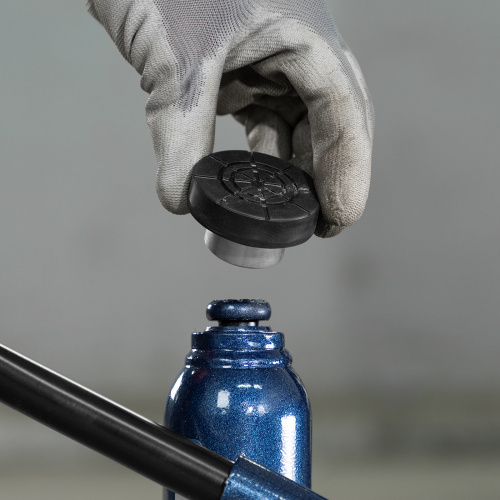 Резиновая опора для бутылочных домкратов, D штока 28 мм Matrix по ценам производителя в Челябинске с доставкой по всей России