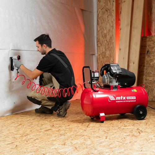 Степлер пневматический для прямоугольных скоб от 10 до 22 мм Matrix по ценам производителя в Челябинске с доставкой по всей России