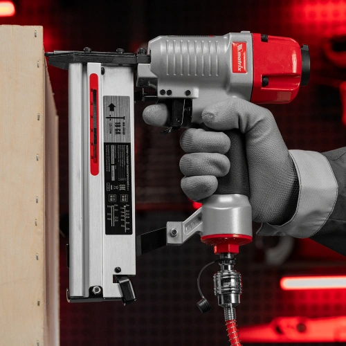 Нейлер-степлер пневматический 2 в 1, с регулировкой глубины забивания, гвозди 18GA, скобы 18GA Matrix по ценам производителя в Челябинске с доставкой по всей России