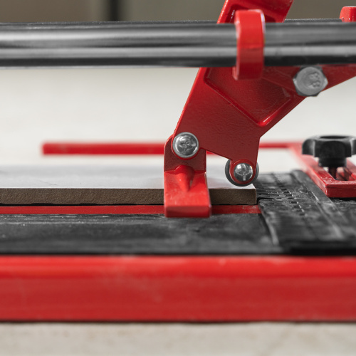 Плиткорез 600 х 16 мм, "Балеринка", поворотный металлический угольник MTX по ценам производителя в Челябинске с доставкой по всей России