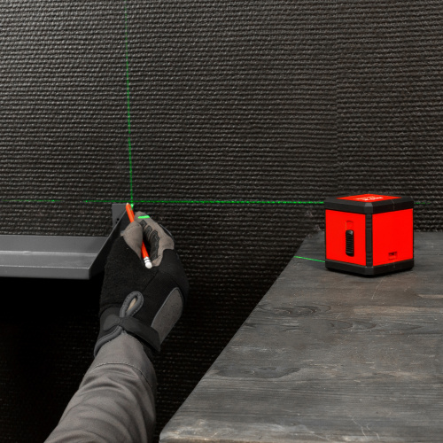 Лазерный уровень XQB GREEN Basic SET, 20 м, зеленый луч, батарейки, резьба 1/4" MTX по ценам производителя в Челябинске с доставкой по всей России