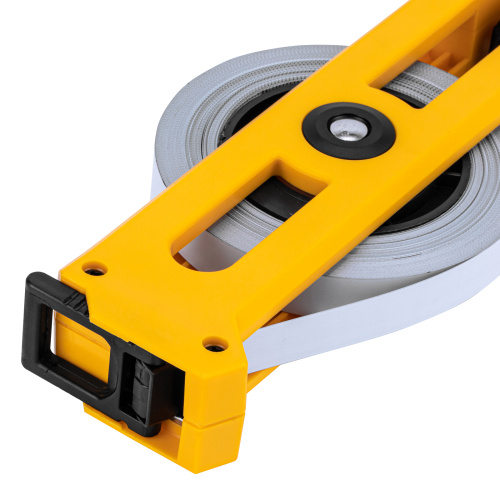 Рулетка геодезическая 20 м х 13 мм, открытый корпус, металлическая лента Denzel по ценам производителя в Челябинске с доставкой по всей России