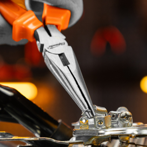 Длинногубцы прямые Classic, 160 мм, шлифованные, пластмассовые рукоятки Sparta по ценам производителя в Челябинске с доставкой по всей России