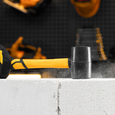 Киянка резиновая, 225 г, черная, фибергласовая рукоятка c TPR покрытием Denzel по ценам производителя в Челябинске с доставкой по всей России