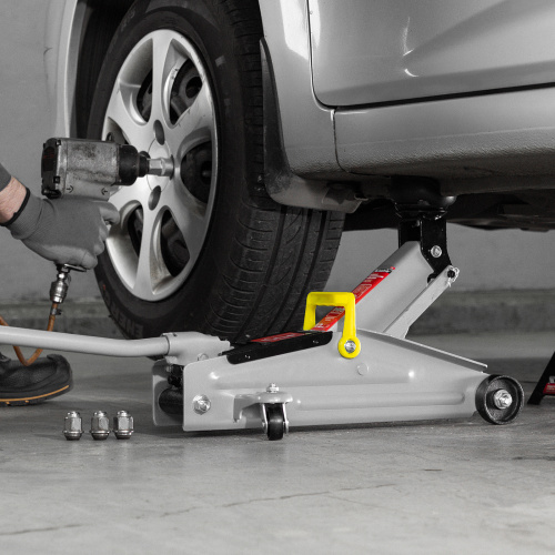 Домкрат гидравлический подкатной, 2 т, высота подъема 135-355 мм Matrix по ценам производителя в Челябинске с доставкой по всей России