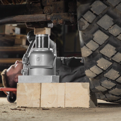 Домкрат гидравлический бутылочный, 50 т, высота подъема 240-370 мм Matrix по ценам производителя в Челябинске с доставкой по всей России