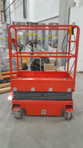 Подъемник ножничный передвижной 240 кг 3/5 м TOR GTJY DC аккумуляторный по ценам производителя в Челябинске с доставкой по всей России