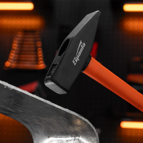 Молоток слесарный, 700 г, фибергласовая обрезиненная рукоятка Sparta по ценам производителя в Челябинске с доставкой по всей России