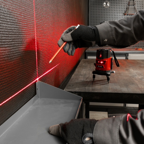 Лазерный уровень CRX-30R, 30 м, красный луч, батарейки, резьба 5/8" MTX по ценам производителя в Челябинске с доставкой по всей России
