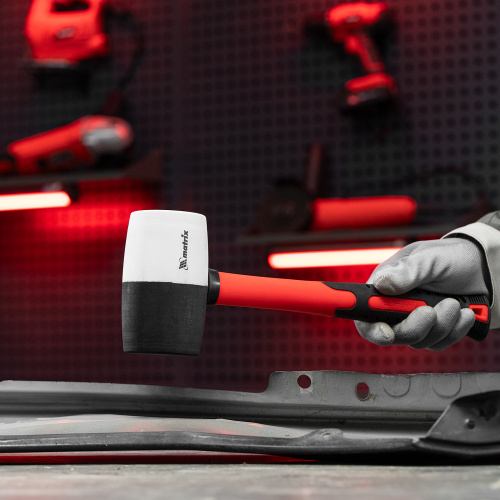 Киянка резиновая, 680 г, черно-белая резина, фибергласовая рукоятка Matrix по ценам производителя в Челябинске с доставкой по всей России