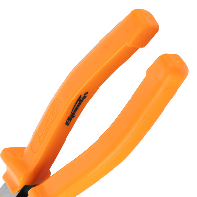 Плоскогубцы Classic, 200 мм, шлифованные, пластмассовые рукоятки Sparta по ценам производителя в Челябинске с доставкой по всей России